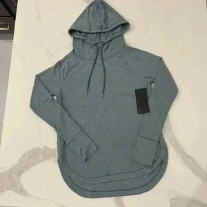 90 Degree by Reflex NWT Lightweight Hoodie Sweatshirt Women's Small Sage Green